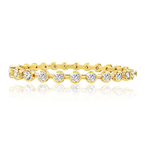 Semi-Bezel graduated Diamond bangle